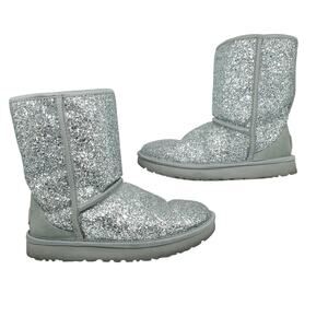 Ugg Boots Womens 7 Silver Metallic Sparkly Glitter Glam Fur Lined Comfy Warm